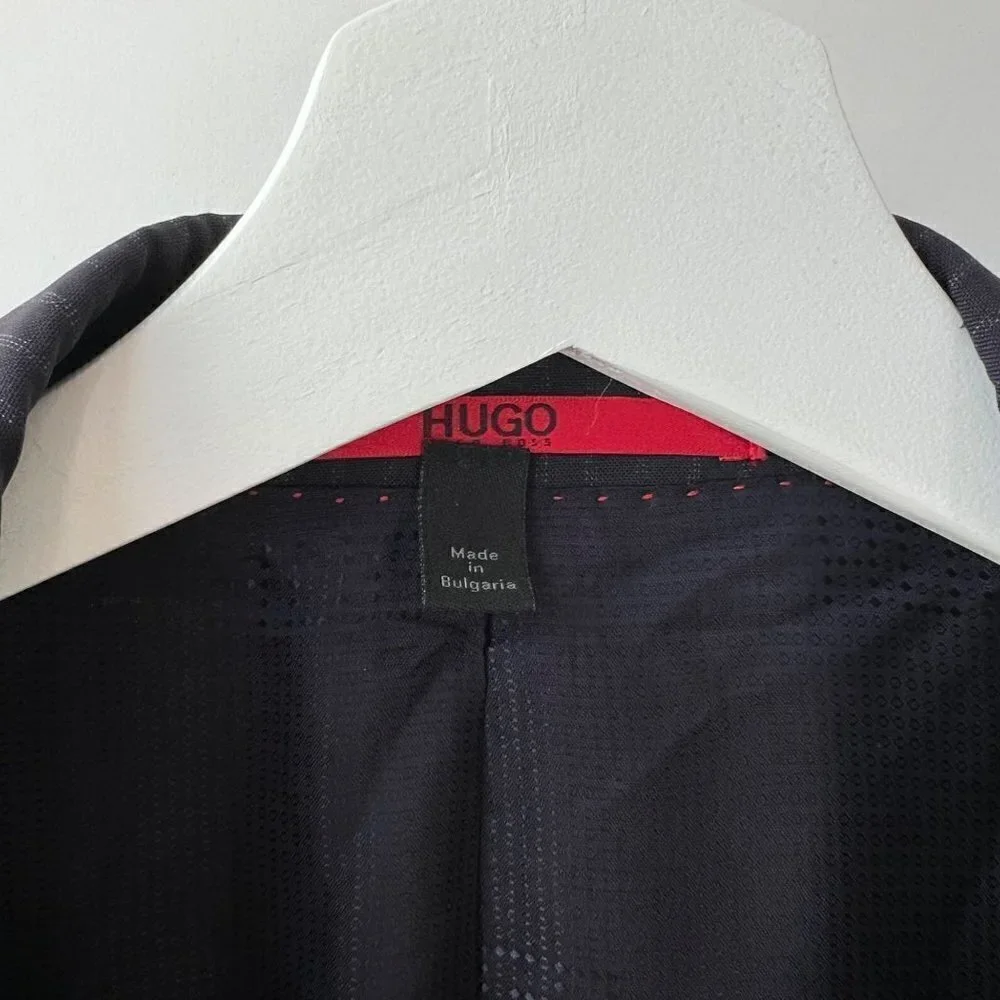 Hugo Boss size 36r